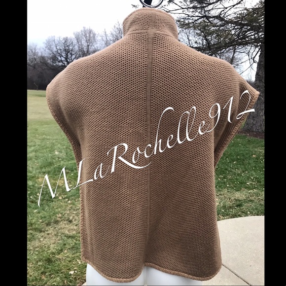 CHLOE vest poncho cape - Picture 5 of 6